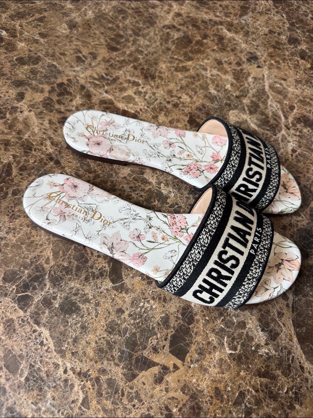 Dior Christian Dior dway slides white and rose multi color flats sz 39.5 - Picture 3 of 9